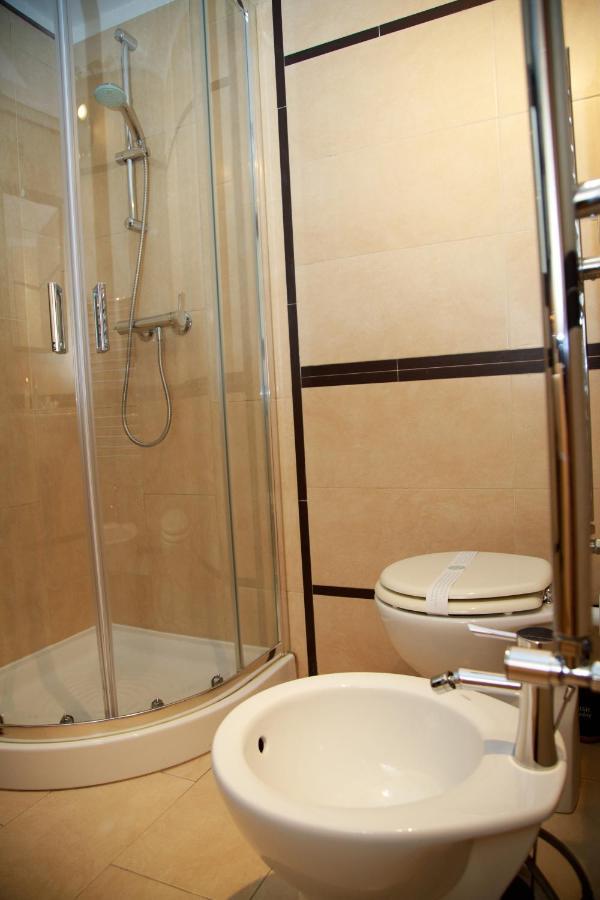Residenza Le Chianche Bed and Breakfast Latiano Exteriör bild