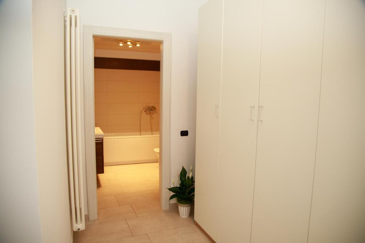 Residenza Le Chianche Bed and Breakfast Latiano Exteriör bild